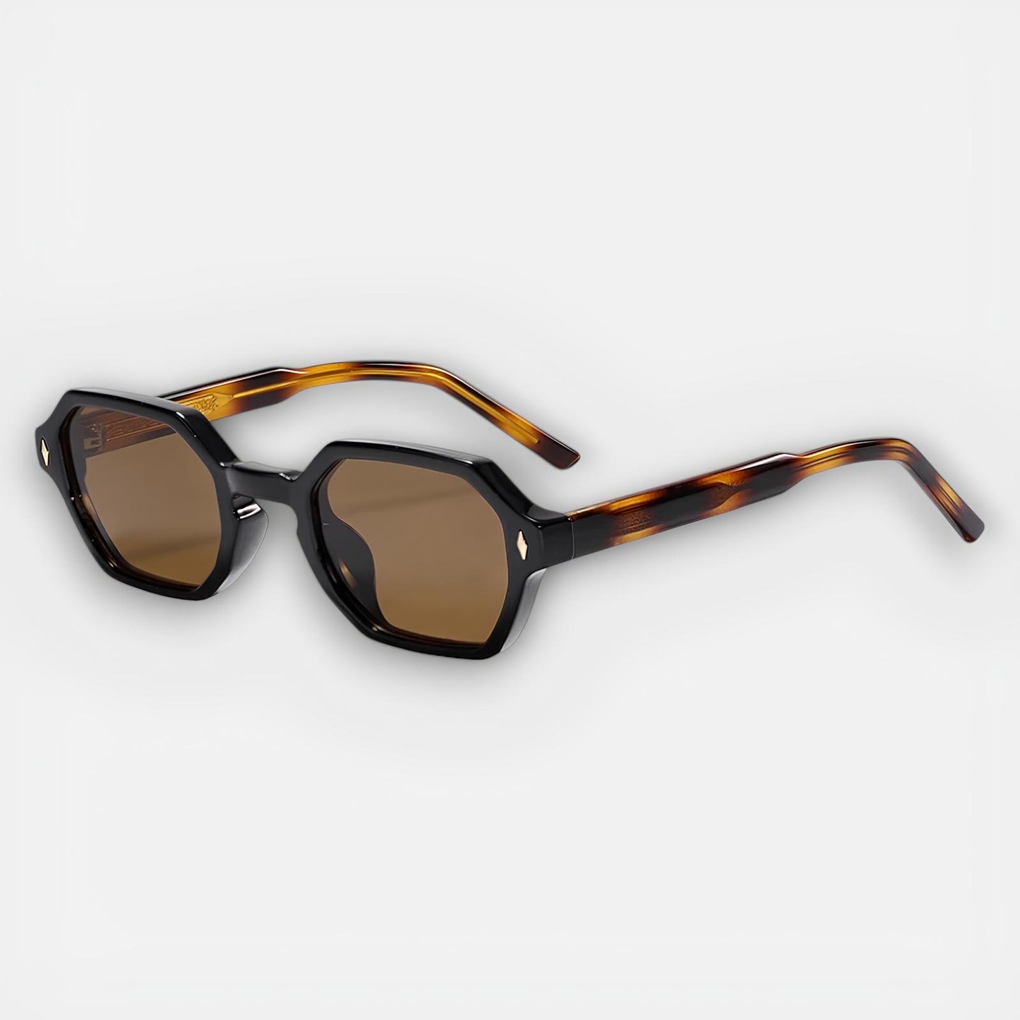 Solaris Oval - Vision Claire