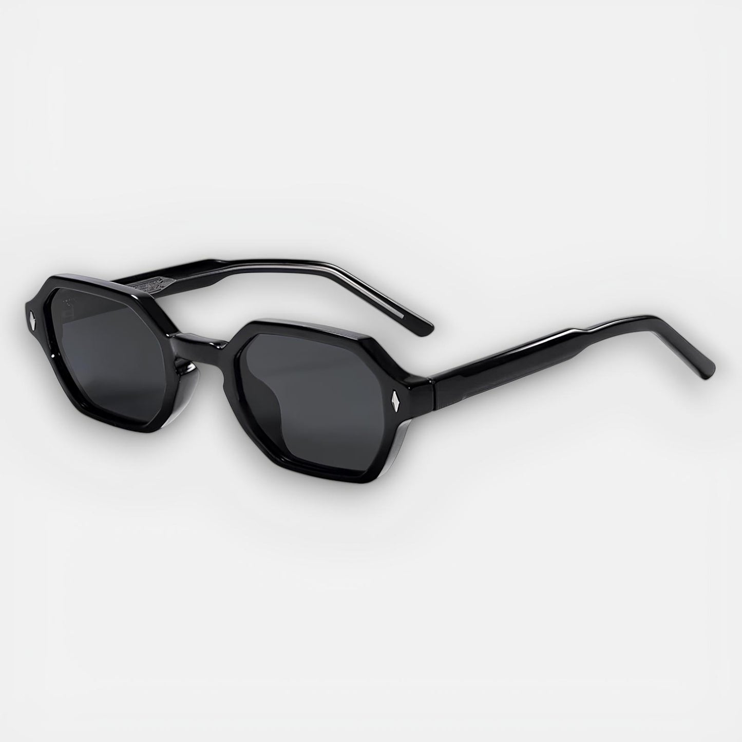 Solaris Oval - Vision Claire