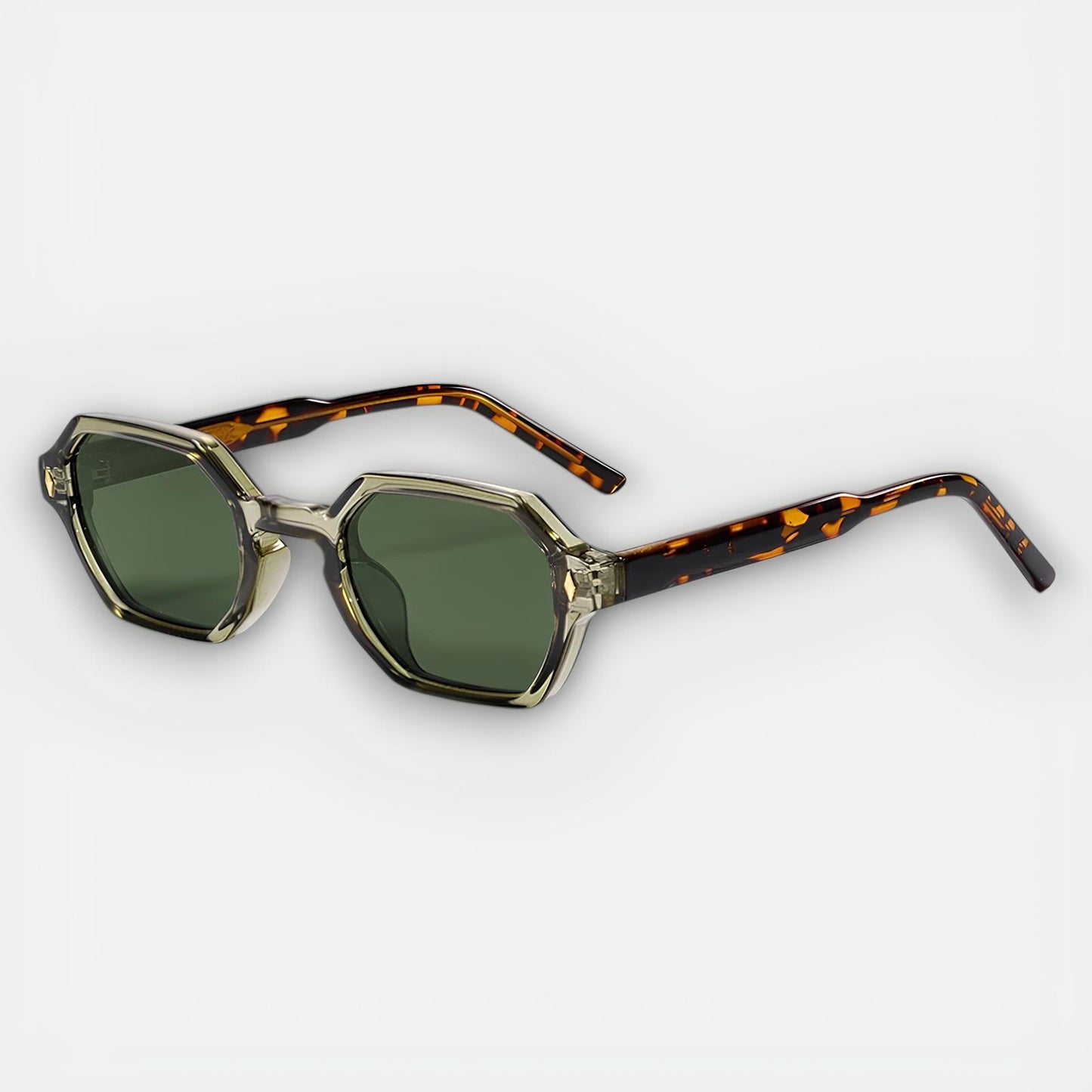 Solaris Oval - Vision Claire